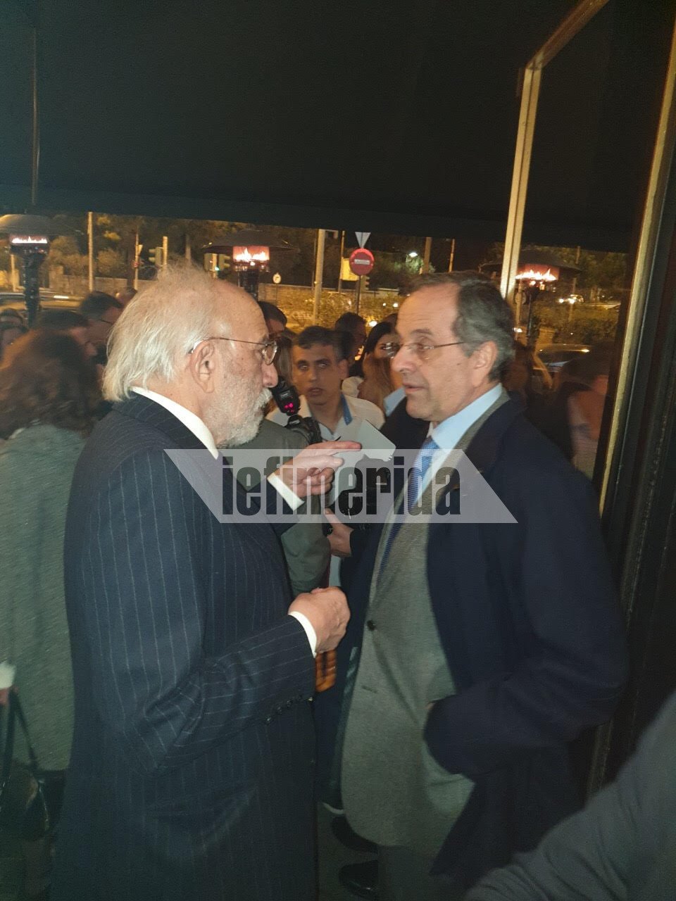 Σαμαράς, Βενιζέλος, δικηγόροι και... πρίγκιπες στο πάρτι Λυκουρέζου-Μαρακάκη για τη συνεργασία τους [εικόνες] | iefimerida.gr 0