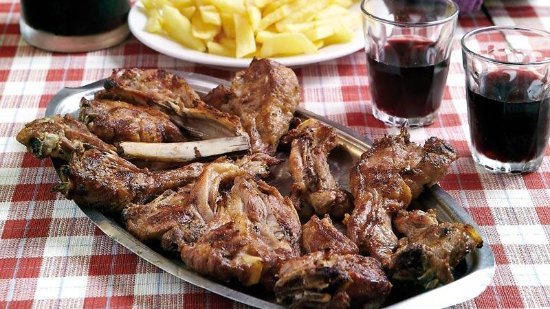 Τσικνοπέμπτη για μπριζολάκια και παϊδάκια στα 5 καλύτερα στέκια της Αθήνας [εικόνες] | iefimerida.gr 4