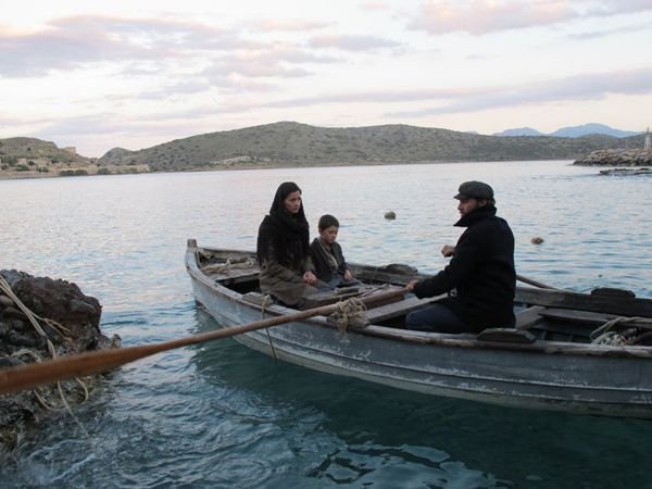 «Το Νησί»: Πώς είναι και τι κάνουν σήμερα τα παιδιά που πρωταγωνίστησαν στη σειρά [εικόνες] | iefimerida.gr 10