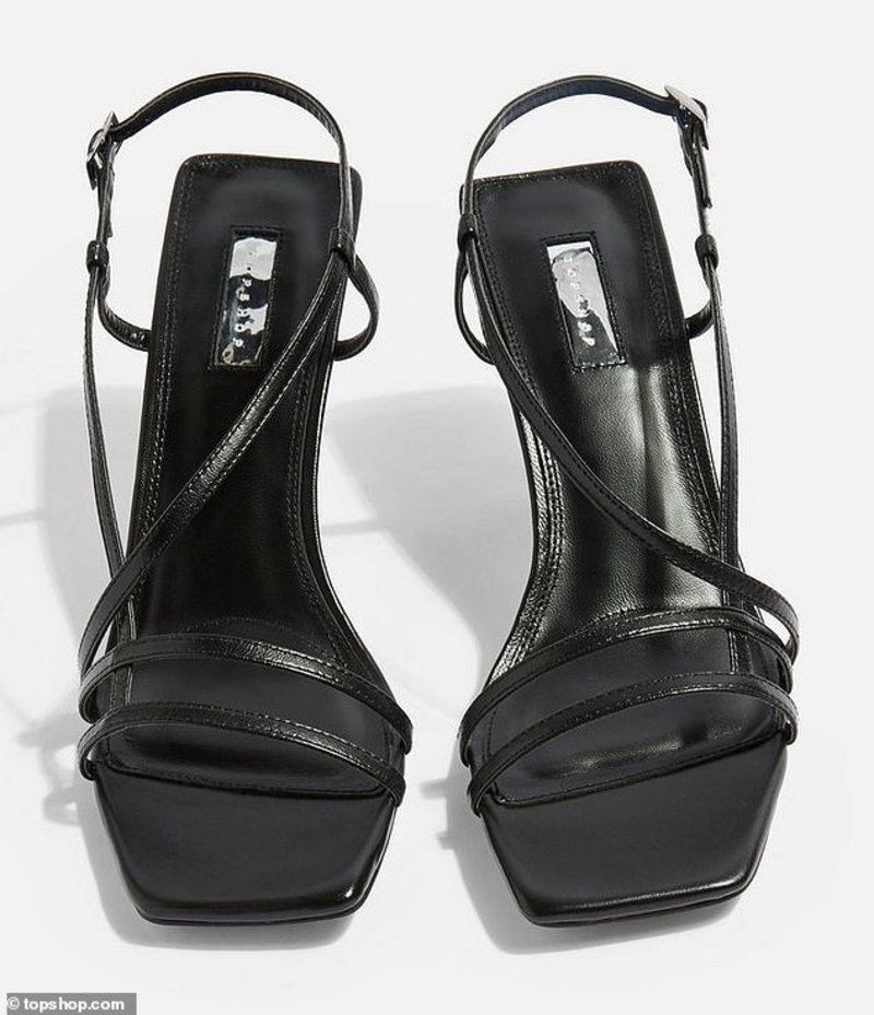 Πέδιλα από το Topshop