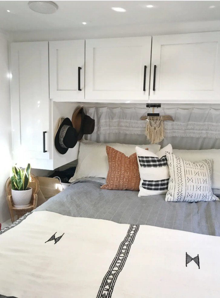 Το υπέροχο σπίτι των 16 τ.μ. στο οποίο ζει μια 5μελής οικογένεια -Βoho, πανέμορφο, τα χωράει όλα [εικόνες] | iefimerida.gr 5