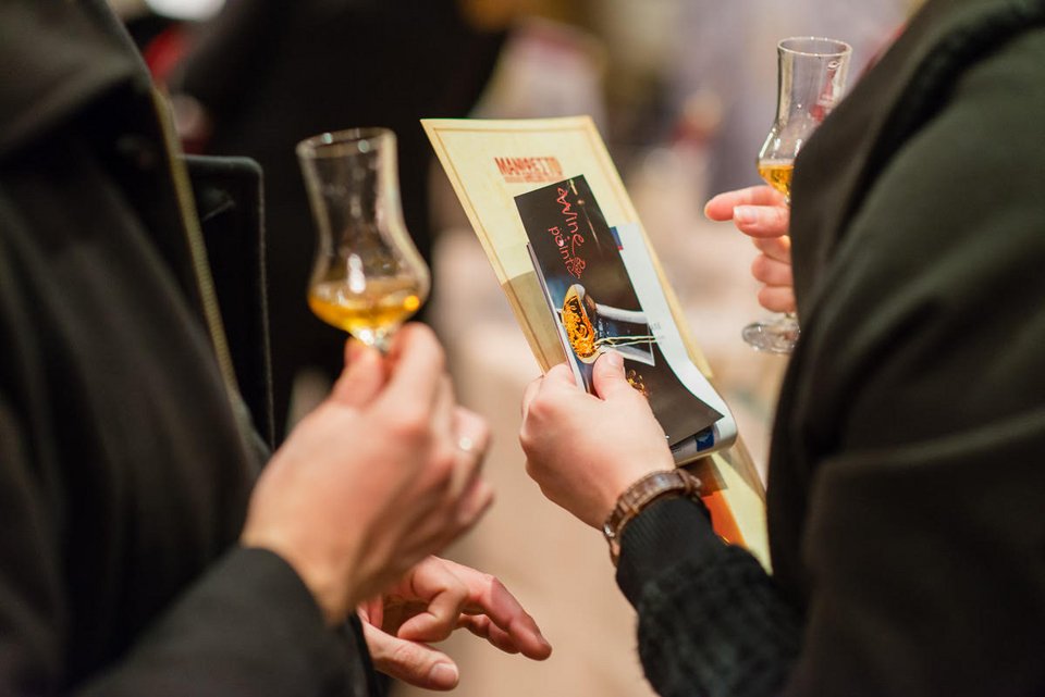 Ελληνικό Απόσταγμα 2019: Εκδήλωση γευστικής δοκιμής ελληνικών αποσταγμάτων και ηδύποτων [εικόνες] | iefimerida.gr 1