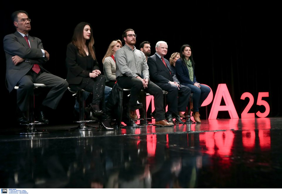 Ποιοι είναι στο ευρωψηφοδέλτιο του ΜέΡΑ25 που παρουσίασε ο Βαρουφάκης [εικόνες] | iefimerida.gr 2