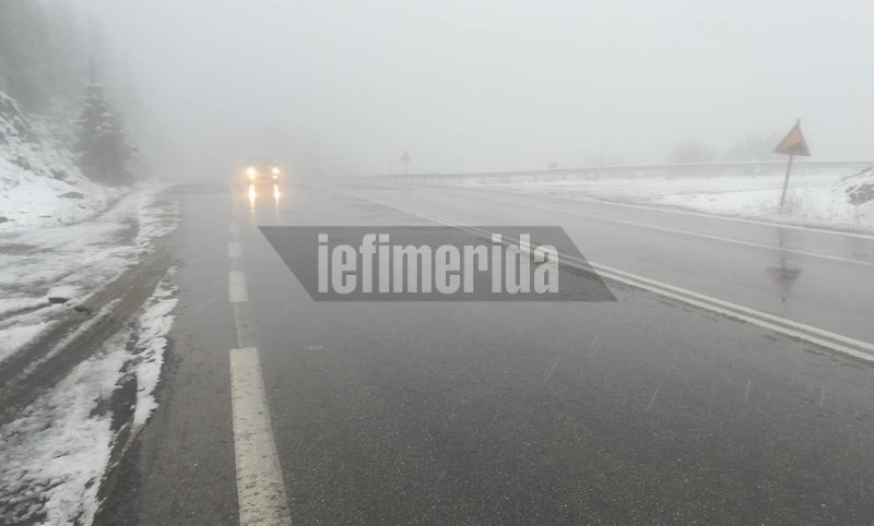 Το «έστρωσε» για τα καλά στα Βίλια Αττικής [εικόνες & βίντεο] | iefimerida.gr 3