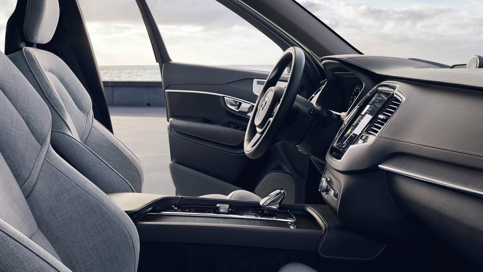 Volvo XC90: Αισθητική αναβάθμιση & με υβριδική έκδοση | iefimerida.gr 2