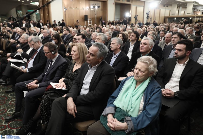 Ο Τσίπρας τα στρίβει τώρα για το ΚΙΝΑΛ -Νέο κόλπο για την απορρόφησή του | iefimerida.gr 4