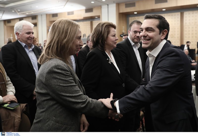 Ο Τσίπρας τα στρίβει τώρα για το ΚΙΝΑΛ -Νέο κόλπο για την απορρόφησή του | iefimerida.gr 2
