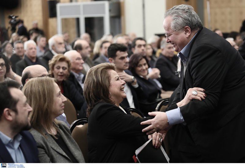 Ο Τσίπρας τα στρίβει τώρα για το ΚΙΝΑΛ -Νέο κόλπο για την απορρόφησή του | iefimerida.gr 0