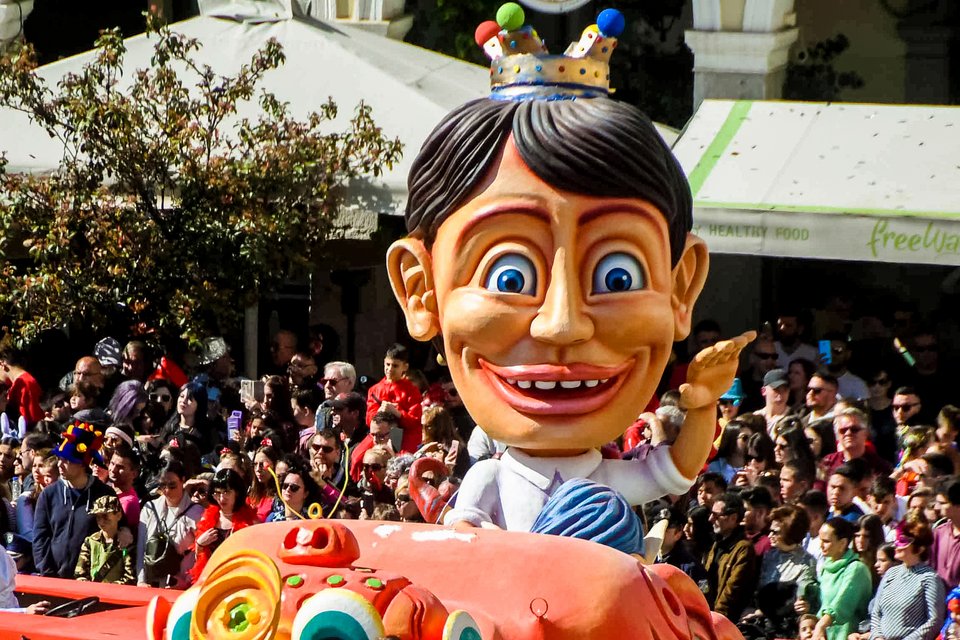 Απόκριες 2019: Εντυπωσιακό και φέτος το Πατρινό Καρναβάλι -Μοναδικά άρματα και 40.000 καρναβαλιστές [εικόνες] | iefimerida.gr 6