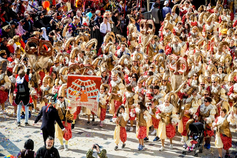 Απόκριες 2019: Εντυπωσιακό και φέτος το Πατρινό Καρναβάλι -Μοναδικά άρματα και 40.000 καρναβαλιστές [εικόνες] | iefimerida.gr 8
