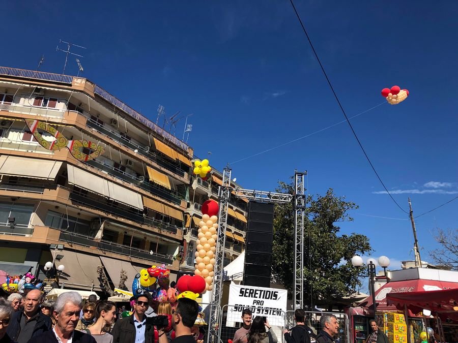 Το πιο πρόστυχο καρναβάλι της Ελλάδας -Τεράστιοι φαλλοί, παντού, στον Τύρναβο [εικόνες] | iefimerida.gr 4