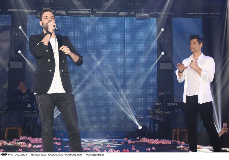 Τα κορίτσια του My Style Rocks πήγαν στον Ρουβά και μας δείχνουν τι να φοράμε στα μπουζούκια [εικόνες] | iefimerida.gr 1