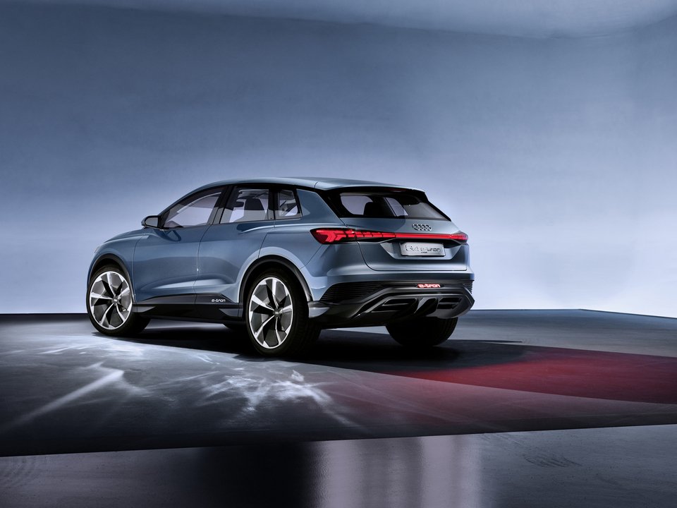 Η Audi παρουσιάζει το Q4 e-tron concept στη Γενεύη | iefimerida.gr 1