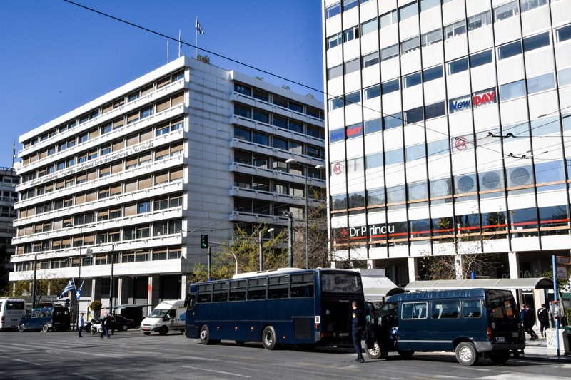 Και Κλούβες στο Σύνταγμα