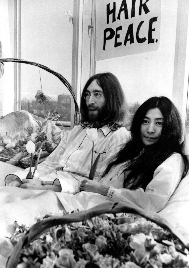 Το πρώτο Bed-In έγινε στις 25 Μαρτίου του 1969 στο Χίλτον του Άμστερνταμ