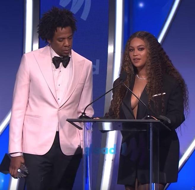 Μπιγιονσέ και Jay-Z βραβέυτηκαν ως σύμμαχοι της LGBTQ κοινότητας [εικόνες & βίντεο] | iefimerida.gr 1