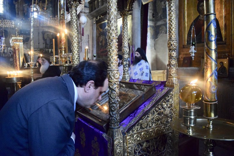 Μετά το πέρας της δοξολογίας στην αίθουσα συνεδριάσεων της Ιεράς Κοινότητας, ακολούθησε δεξίωση με το καθιερωμένο Αγιορείτικο κέρασμα