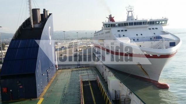 Ντανιέλα: Η νεότερη Ελληνίδα οδηγός νταλίκας είναι μόλις 24 ετών -Ταξιδέψαμε μαζί της για Ιταλία [βίντεο] | iefimerida.gr 9