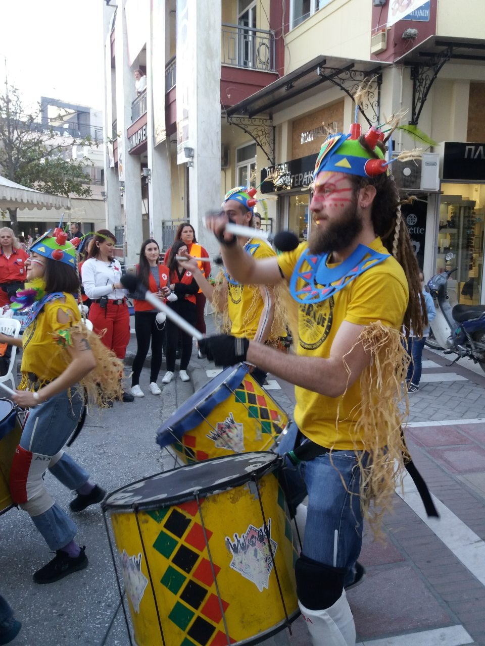 Το πιο πρόστυχο καρναβάλι της Ελλάδας -Τεράστιοι φαλλοί, παντού, στον Τύρναβο [εικόνες] | iefimerida.gr 11