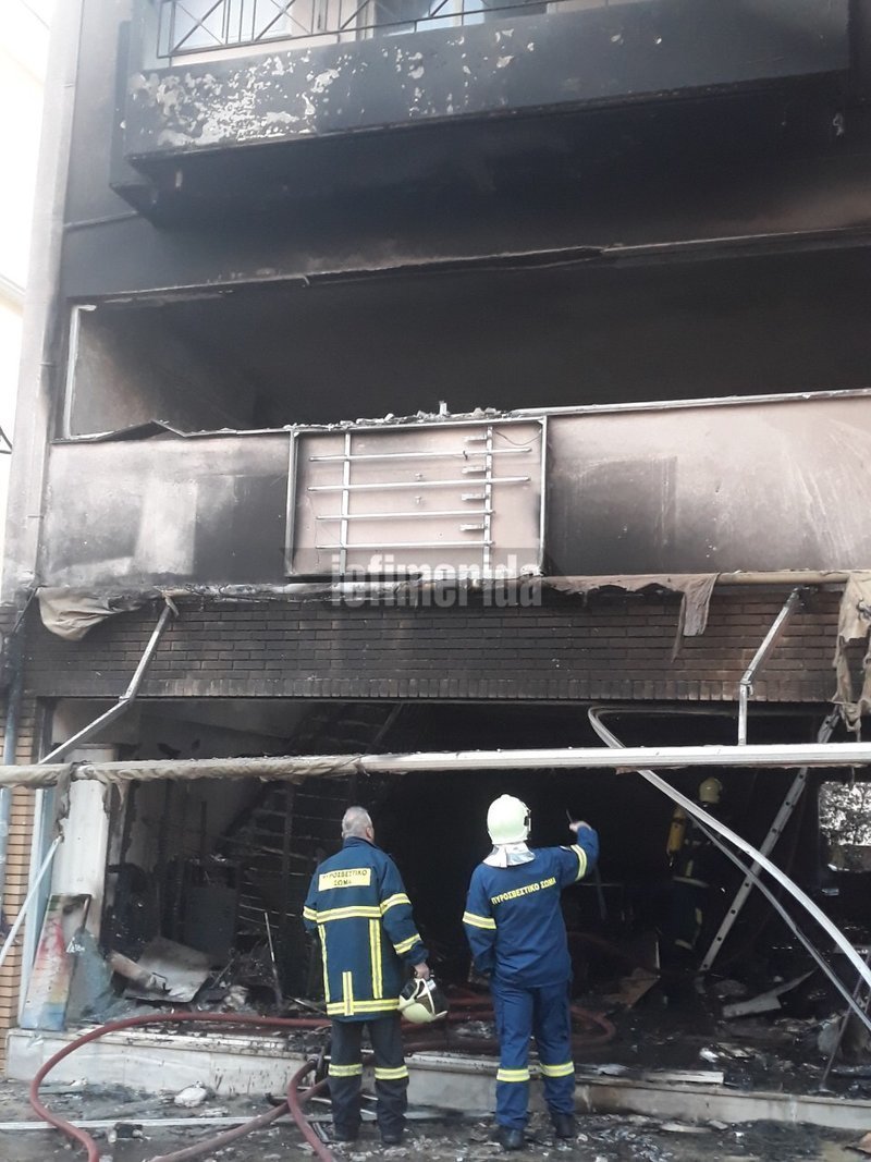 Πυρκαγιά στο Χαλάνδρι -Καταστράφηκε κατάστημα παιχνιδιών [εικόνες] | iefimerida.gr 5