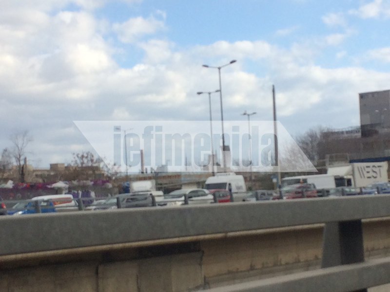 Κυκλοφοριακό έμφραγμα στον Κηφισό -Σημειωτόν η κίνηση των ΙΧ [εικόνες] | iefimerida.gr 2