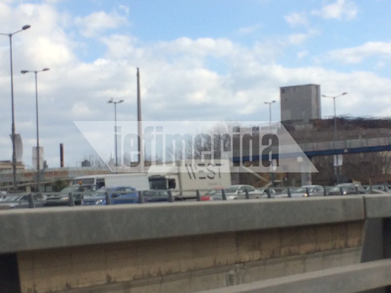 Κυκλοφοριακό έμφραγμα στον Κηφισό -Σημειωτόν η κίνηση των ΙΧ [εικόνες] | iefimerida.gr 3