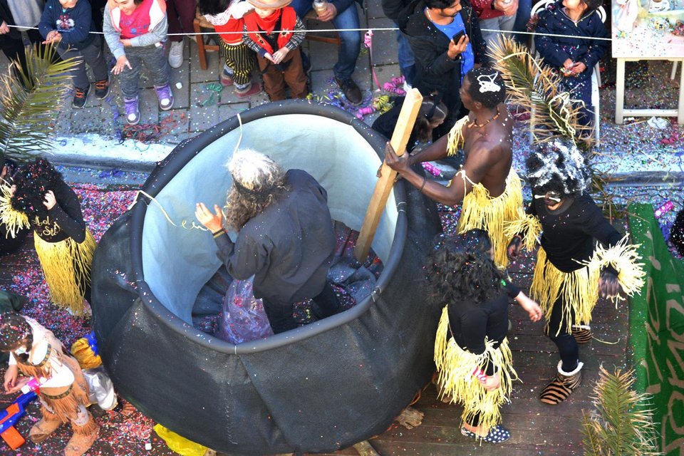 Χανιά: Μεγάλη συμμετοχή, κέφι και ευρηματικότητα στις καρναβαλικές εκδηλώσεις [εικόνες] | iefimerida.gr 0