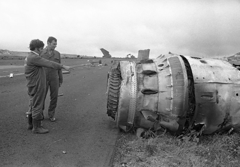 Ενας από τους κινητήρες του μοιραίου Boeing