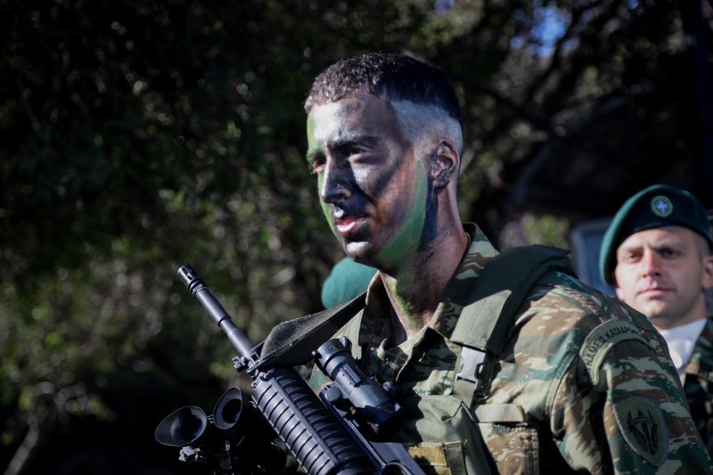 Οι βατραχάνθρωποι και οι κομάντο κατέβηκαν στην Αθήνα [εικόνες] | iefimerida.gr 8