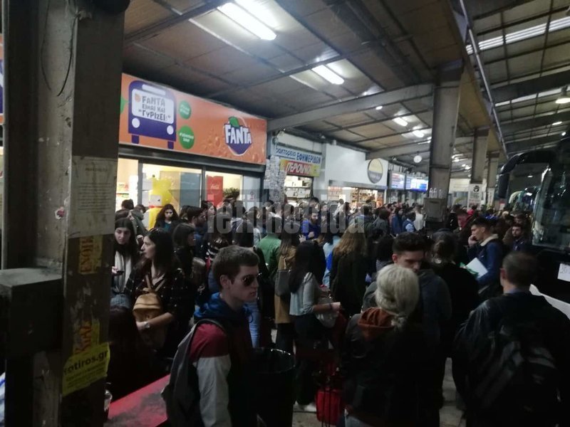 Κούλουμα 2019: Αδειάζει η Αθήνα -Χάος στα ΚΤΕΛ Κηφισού [εικόνες & βίντεο] | iefimerida.gr 0