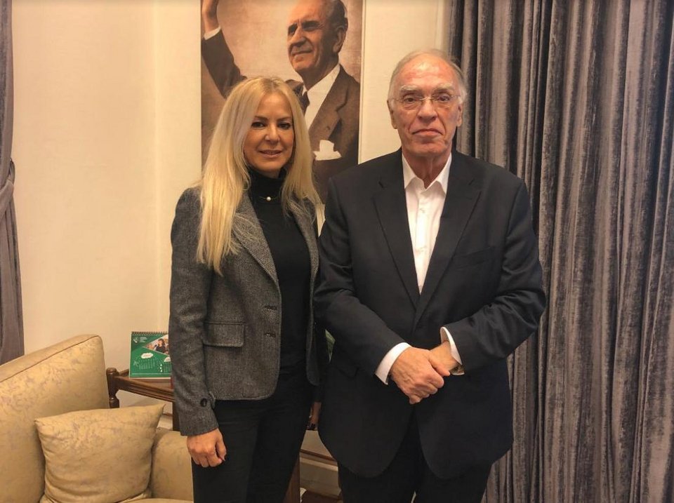 Από τη συνάντηση του προέδρου της Ένωσης Κεντρώων Β. Λεβέντη με την κ. Μ. Σταυρινούδη