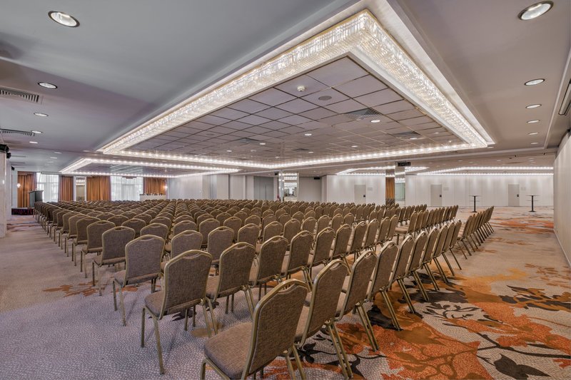 Ο χώρος συνεδριάσεων Μακεδονία