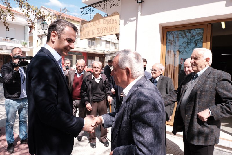 Ιστορική επίσκεψη Μητσοτάκη στην Πρώτη Σερρών -«Από μένα ψέματα δεν θα ακούσετε» [εικόνες] | iefimerida.gr 3