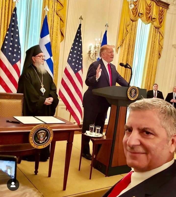 Η μάχη του Γιώργου Πατούλη για μια selfie στην πρώτη σειρά του Λευκού Οίκου [εικόνες] | iefimerida.gr 1