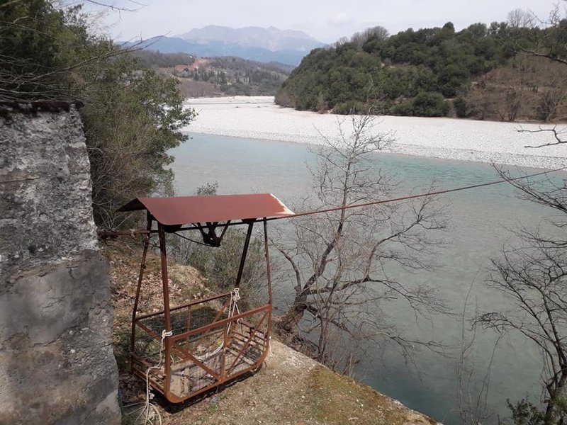 Περαταριά: Το μοναδικό στην Ελλάδα ξύλινο τελεφερίκ -Στην Κοιλάδα Αχελώου [εικόνες] | iefimerida.gr 4