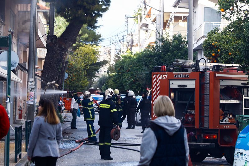 Πυρκαγιά ξέσπασε σε κατάστημα παιχνιδιών στο Χαλάνδρι