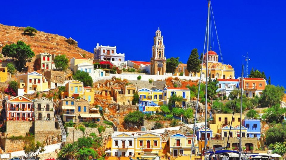 Προς πώληση ιστορικό, πανέμορφο κτίριο στη Σύμη -Δείτε τι είχε συμβεί εκεί [εικόνες] | iefimerida.gr 2