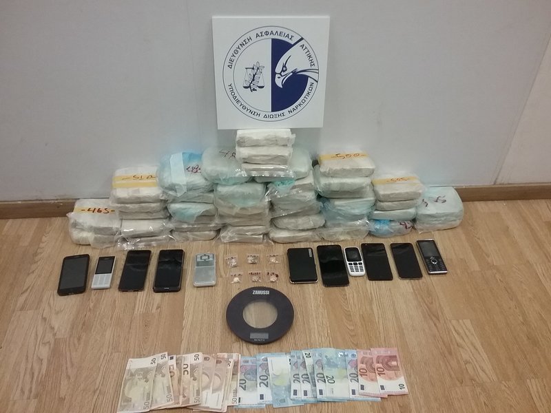 Σπείρα διακινούσε μεγάλες ποσότητες ηρωίνης στην Αττική -5 συλλήψεις | iefimerida.gr 0