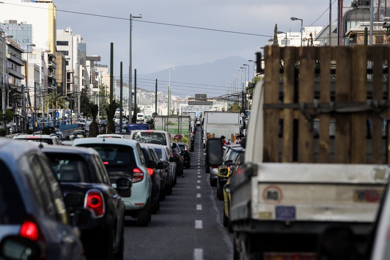 Κυκλοφοριακό έμφραγμα στην άνοδο της λεωφόρου Συγγρού / Φωτογραφία: EUROKINISSI/ ΓΙΑΝΝΗΣ ΠΑΝΑΓΟΠΟΥΛΟΣ