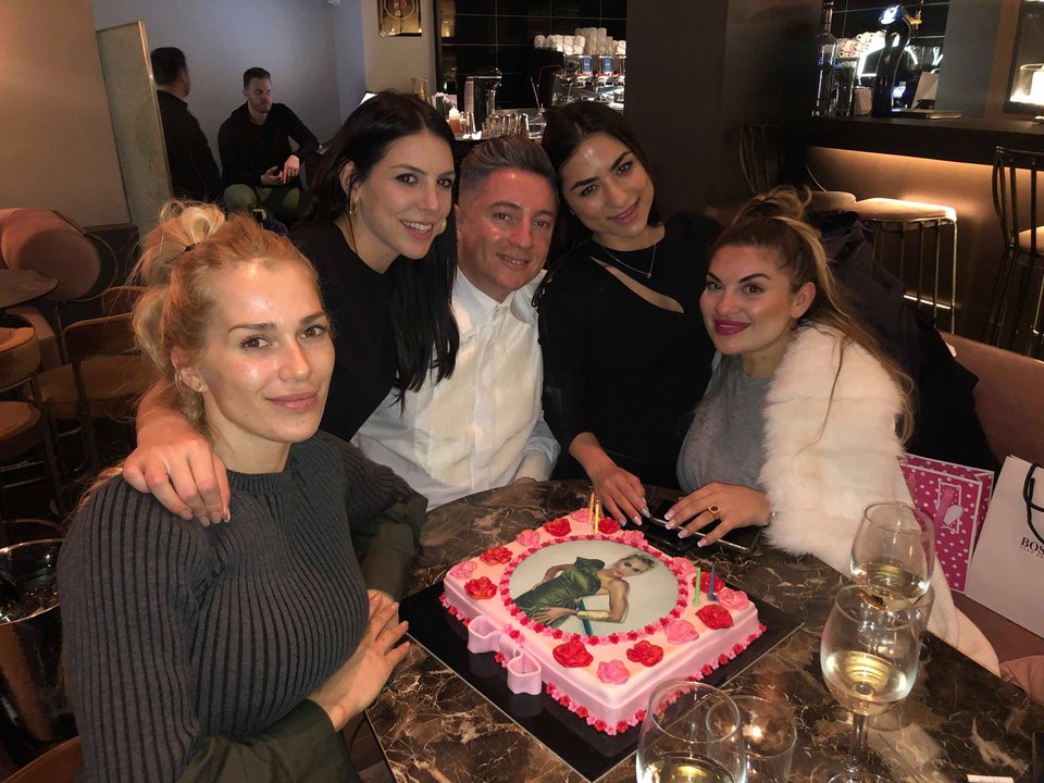 Βικτώρια Καρύδα: Η πρώτη της selfie στο Instagram, 4 μήνες μετά την δολοφονία του συζύγου της [εικόνες] | iefimerida.gr 0