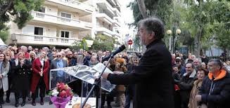 Στη Νέα Φιλαδέλφεια, ανάμεσα στους συμπολίτες του
