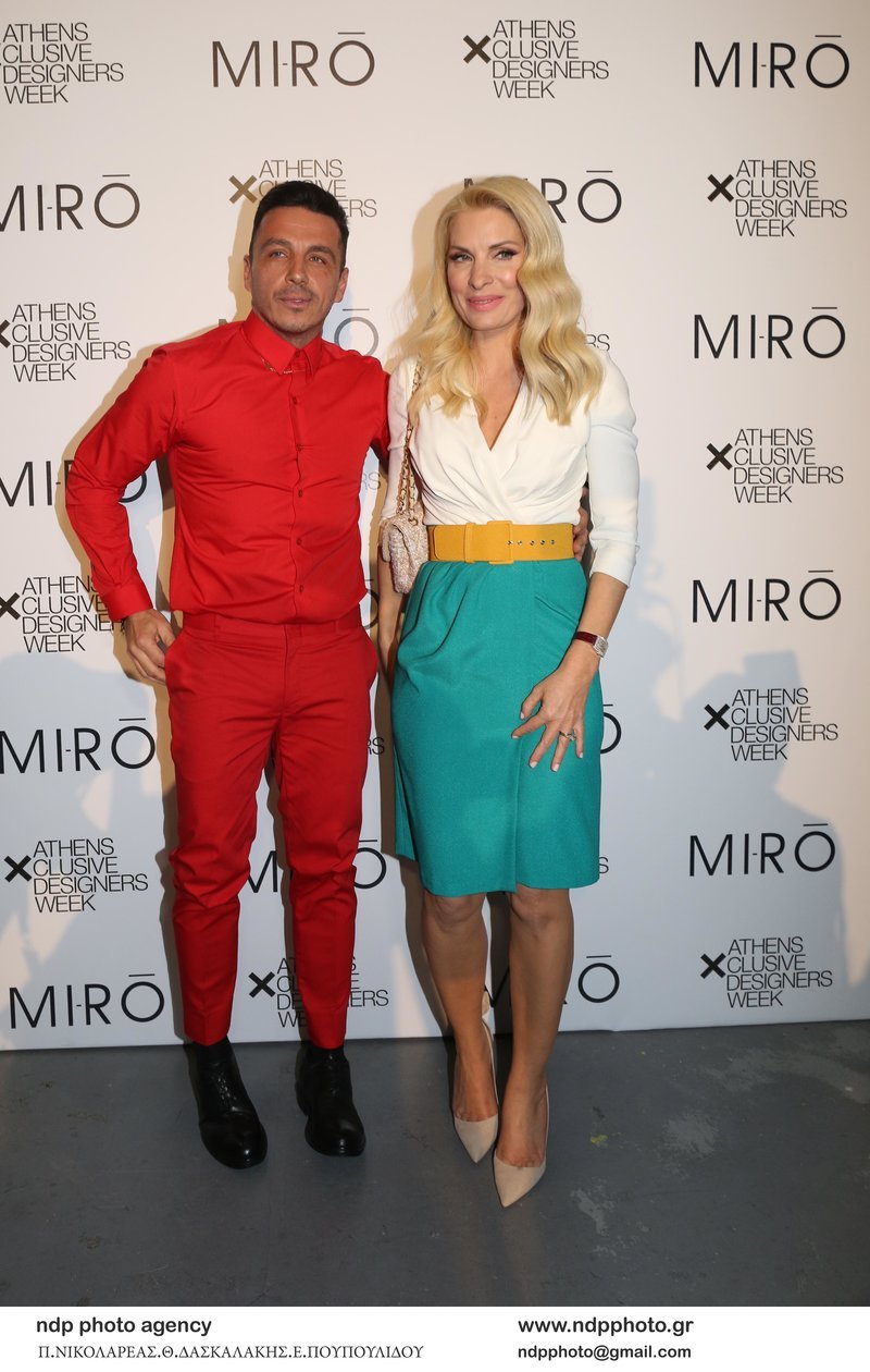 Η Ελένη Μενεγάκη με τις γόβες της Μέγκαν Μαρκλ -Ποια τις φόρεσε καλύτερα | iefimerida.gr 7