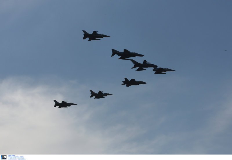 Υπερπτήσεις αεροσκαφών πάνω από την Αθήνα στο πλαίσιο της άσκησης «Ηνίοχος 2019»-Φωτογραφία: Intimenews/ΚΑΠΑΝΤΑΗΣ ΔΗΜΗΤΡΗΣ