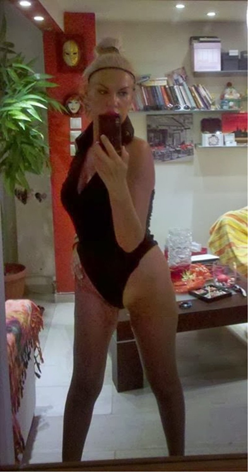 Θωμαρίτα Καλδάρα: Η ξανθιά, πληθωρική γραμματέας στο γραφείο του Μπόλαρη [εικόνες] | iefimerida.gr 3