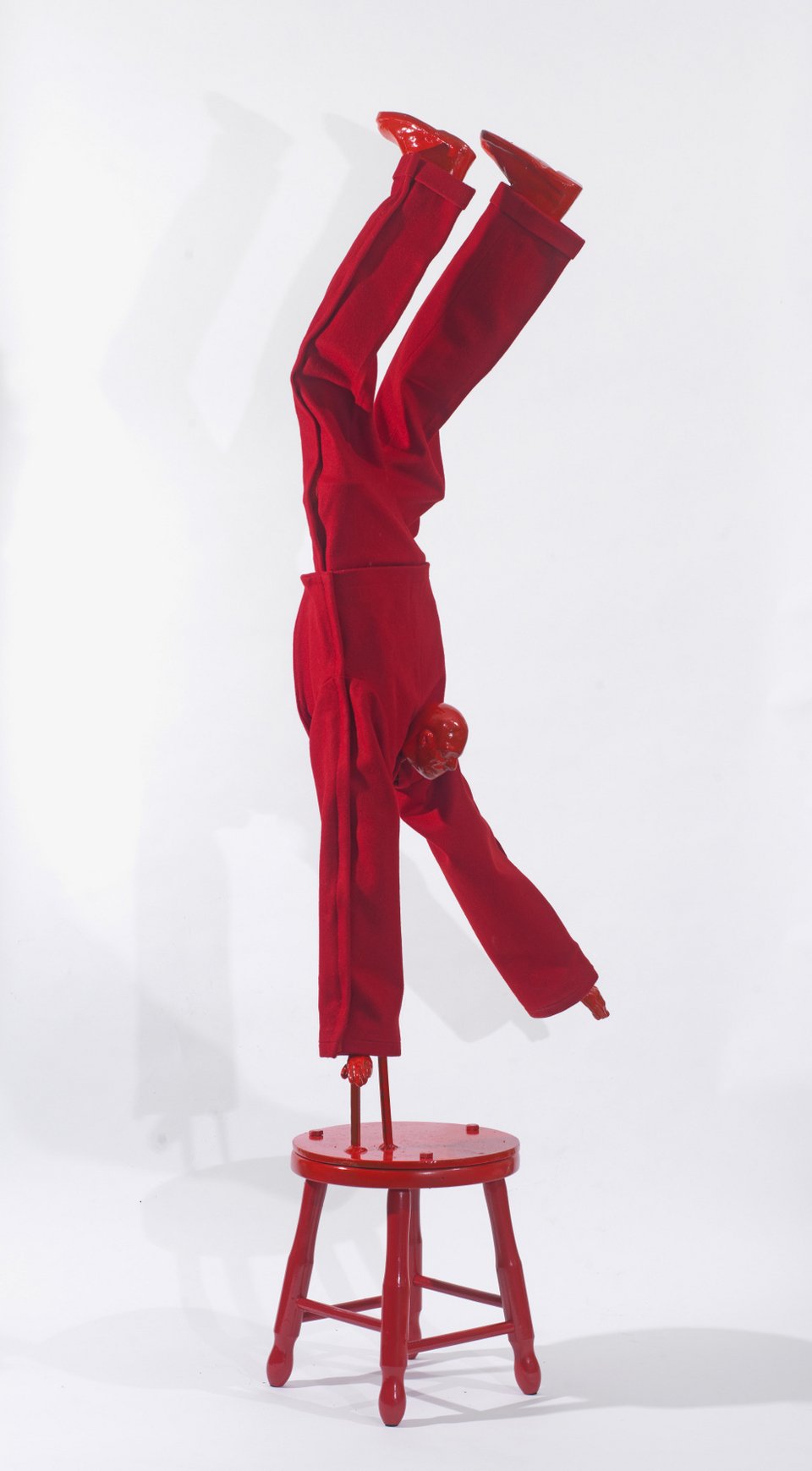 Τα εύκαμπτα ανθρωπάκια του Γιώργου Λάππα στην γκαλερί Citronne στον Πόρο -Σαν ακροβάτες [εικόνες]  | iefimerida.gr 0