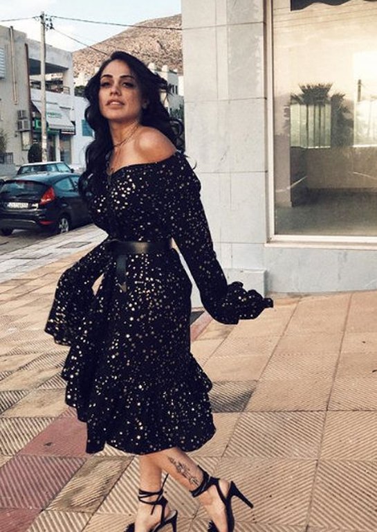 Εκραξαν άγρια την κόρη του Πανταζή -Η φωτογράφιση στις φτωχογειτονιές [εικόνες] | iefimerida.gr 3