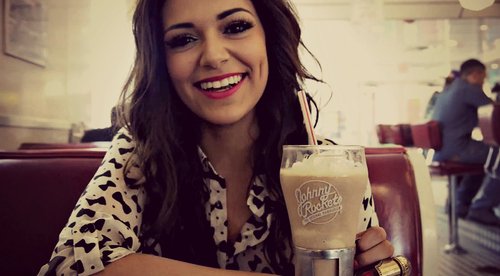 Πώς αυτή η 18χρονη βγάζει μισό εκατομμύριο το χρόνο απλά ψωνίζοντας -Εχει περισσότερους φαν και από τη Vogue [εικόνες&βίντεο] | iefimerida.gr 1