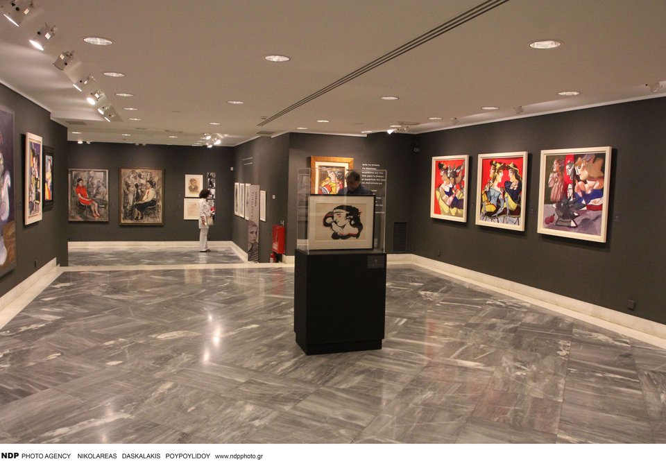 Συγκίνησαν οι ιστορίες της Ζουζούς, της συζύγου του Μυταρά, στα εγκαίνια στην Ανδρο [εικόνες]    | iefimerida.gr 5