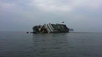 Δεκάδες νεκροί και αγνοούμενοι από τη βύθιση φέρι μποτ στη Μιανμάρ | iefimerida.gr 1