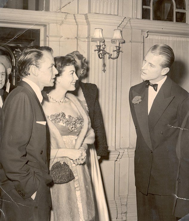 Φράνκ Σινάτρα- Αβα Γκάρντερ: Μία σχέση μίσους και πάθους [εικόνες] | iefimerida.gr 1